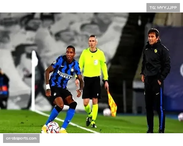 意大利国家德比侧记:小因扎吉频繁起身指挥边翼卫前插 意大利国家德比侧记:小因扎吉频繁起身指挥边翼卫前插